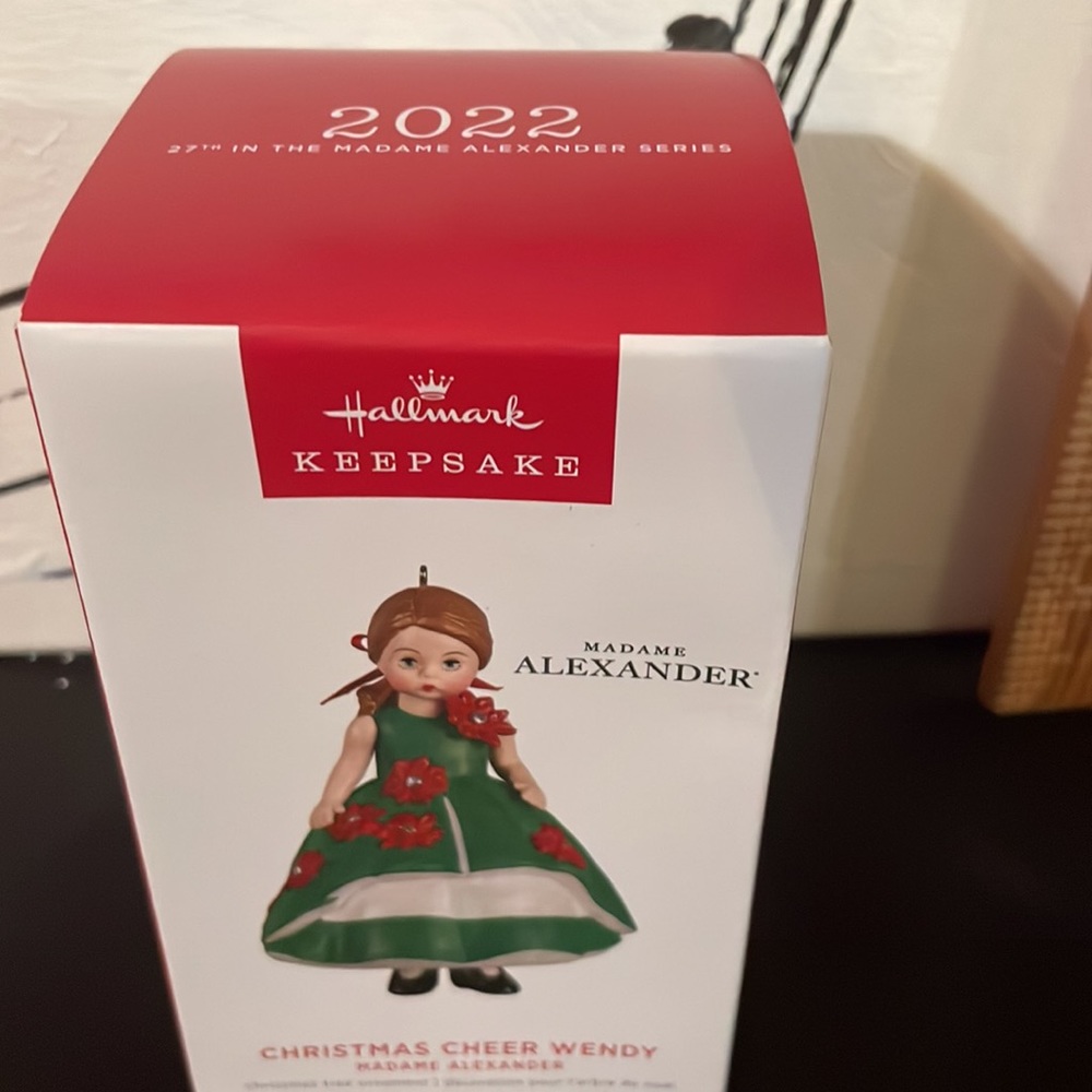 Hallmark Christmas Cheer Wendy Ornament New - Picture 2 of 4